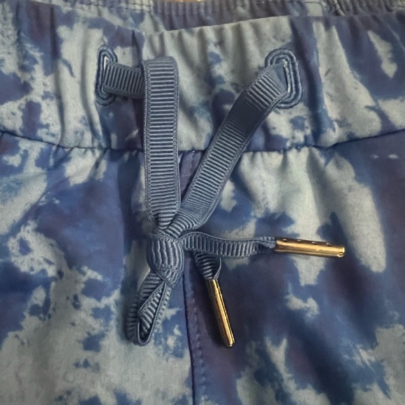 PIQIDIG Athletic Shorts Medium - Picture 6 of 6